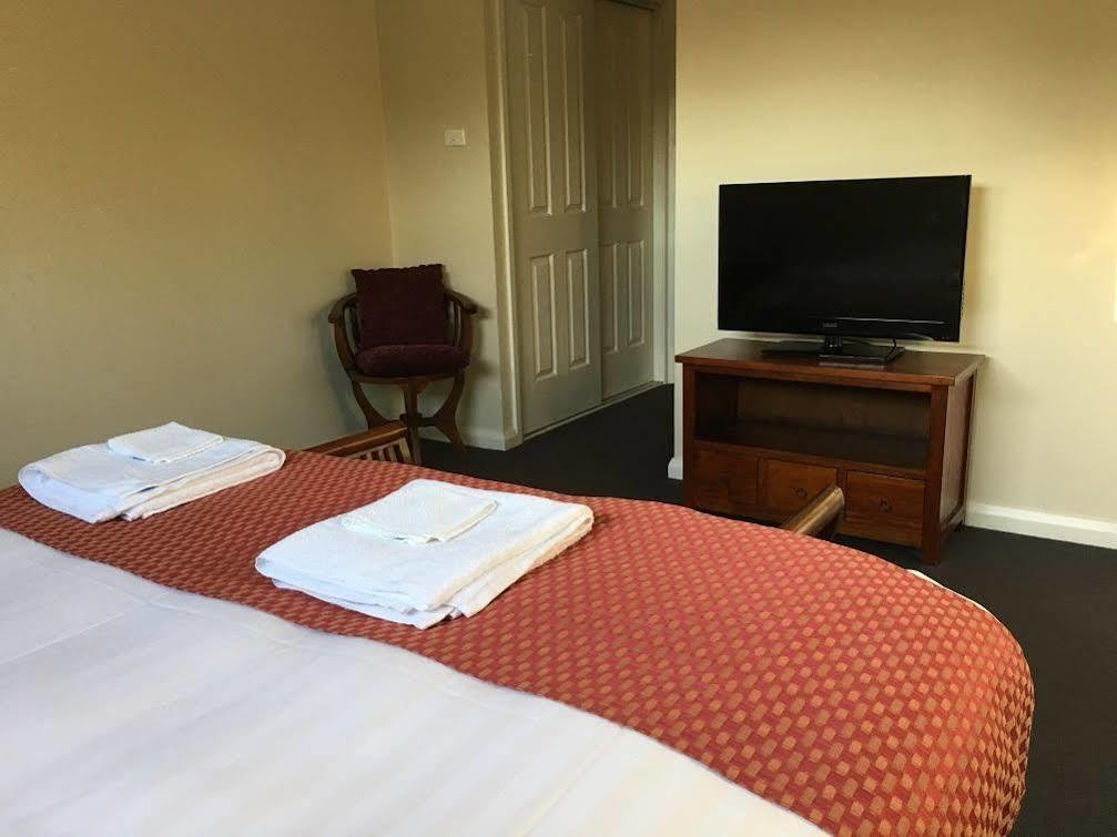 Hillview Farmstay Gundagai Εξωτερικό φωτογραφία