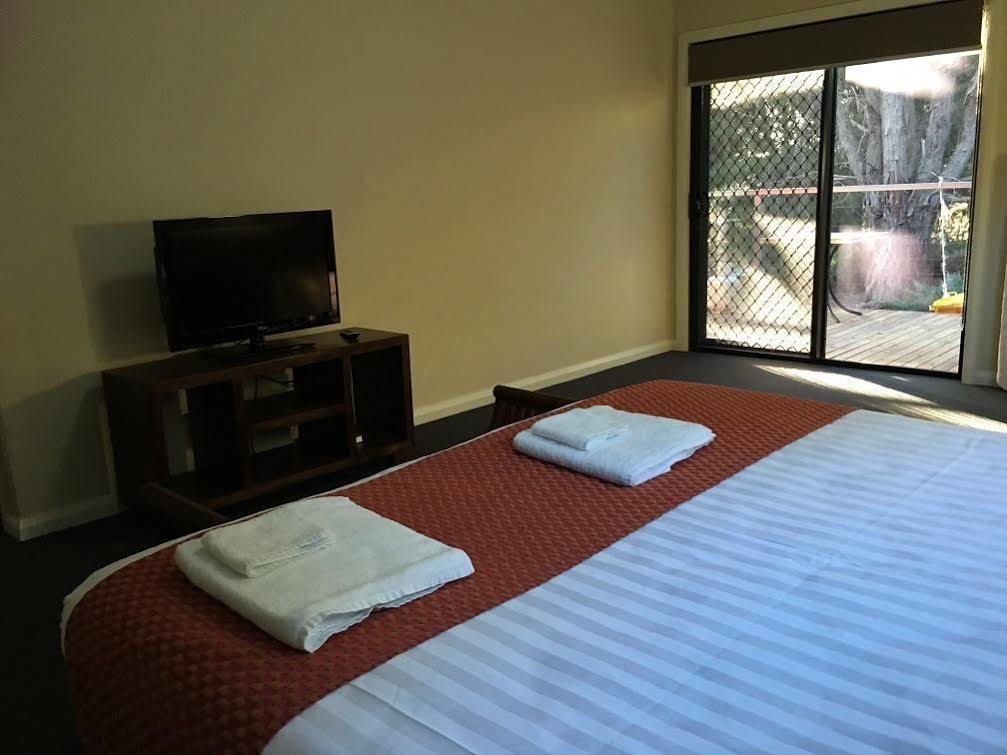 Hillview Farmstay Gundagai Εξωτερικό φωτογραφία