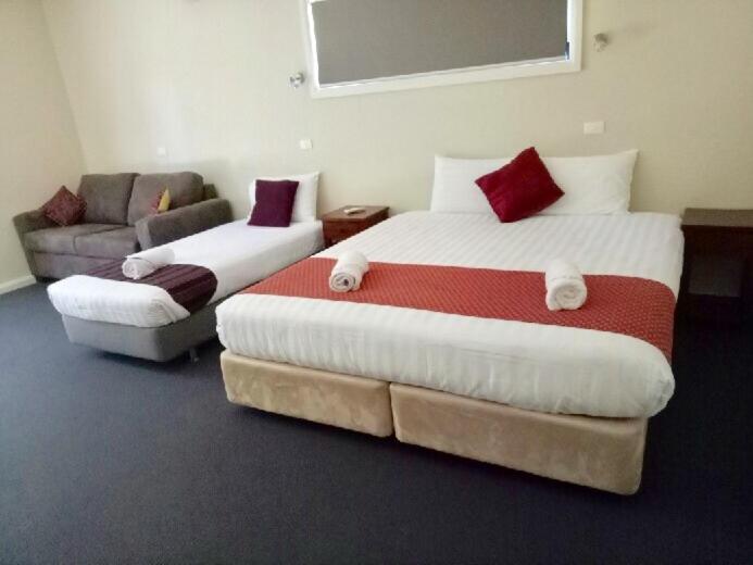 Hillview Farmstay Gundagai Εξωτερικό φωτογραφία